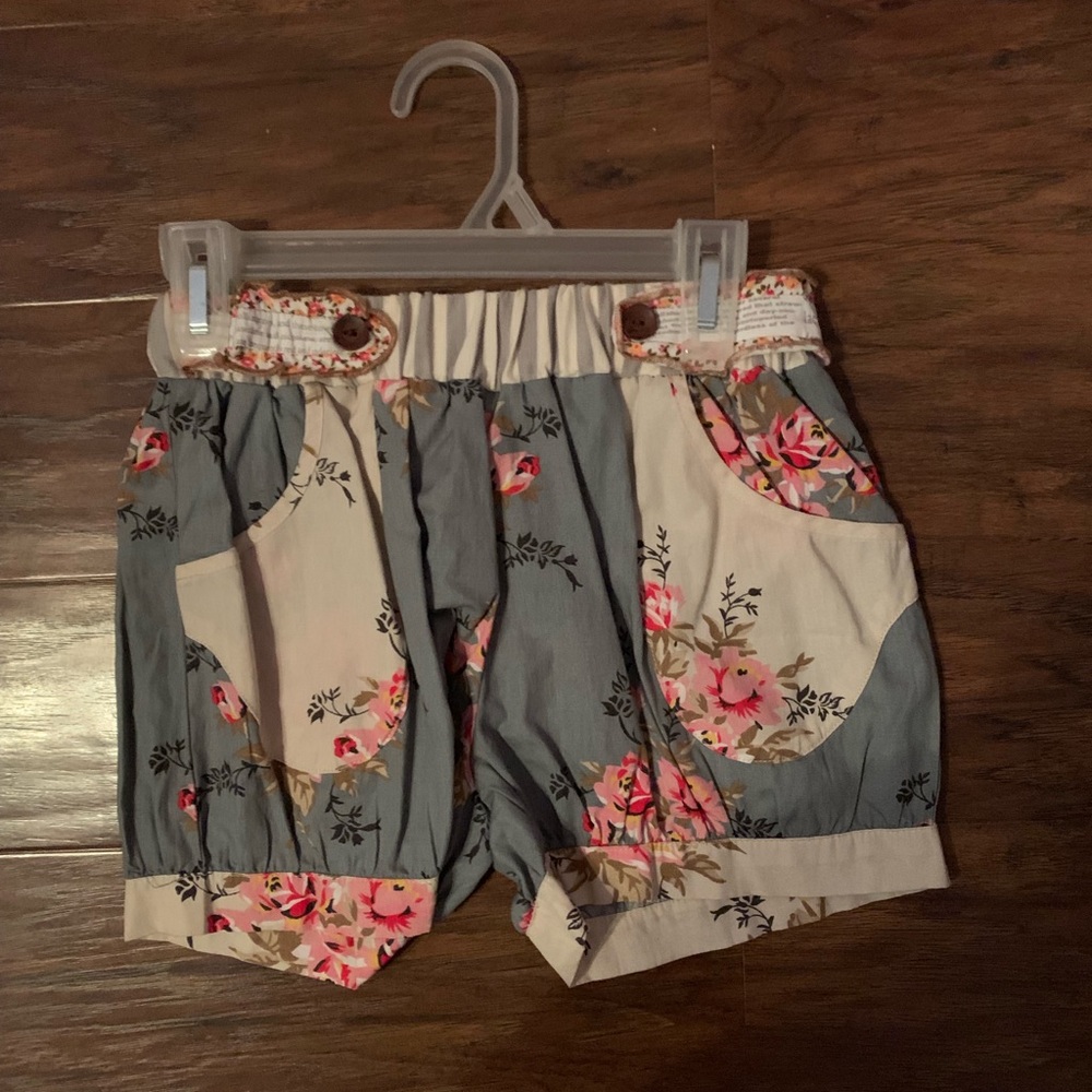 Girls shorts